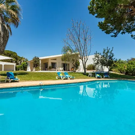 Bolota Villa *